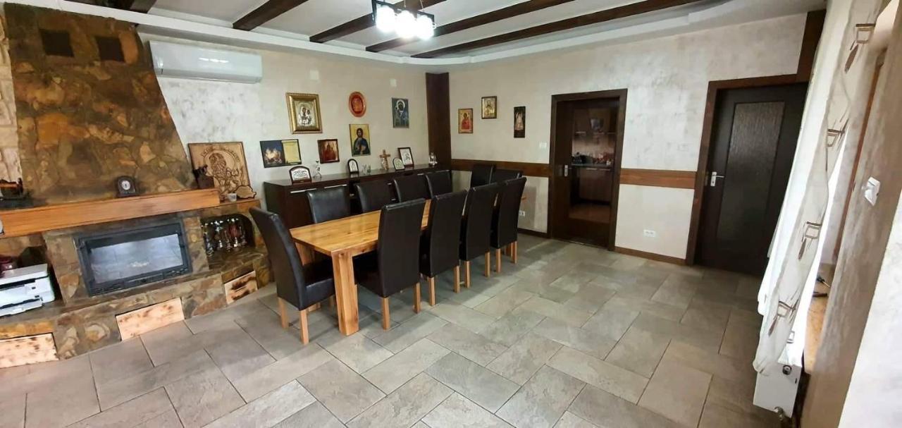 Pensiunea Raiul Muntilor Sebiş エクステリア 写真