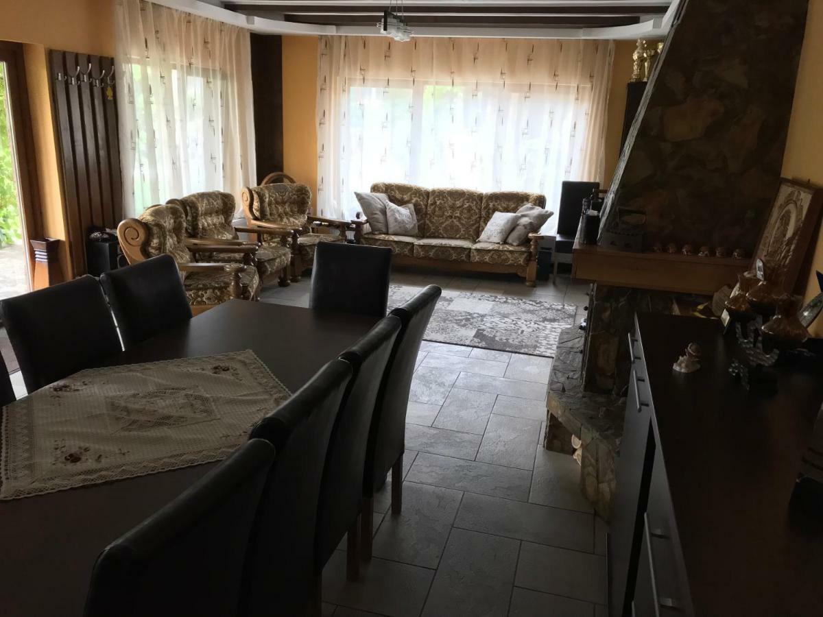 Pensiunea Raiul Muntilor Sebiş エクステリア 写真